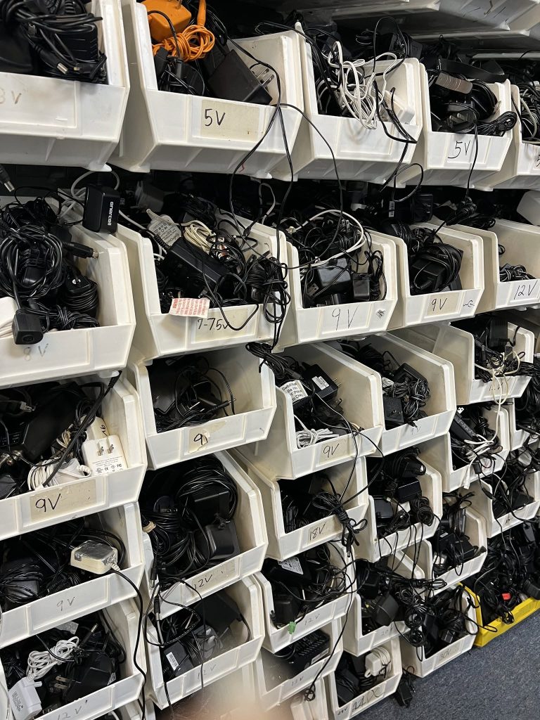 469812975 122125974902564053 7719634091757101391 n 768x1024