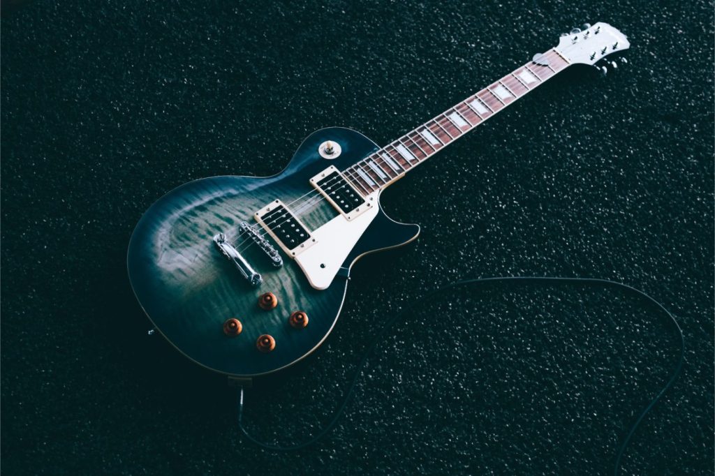 guitar1 1024x682